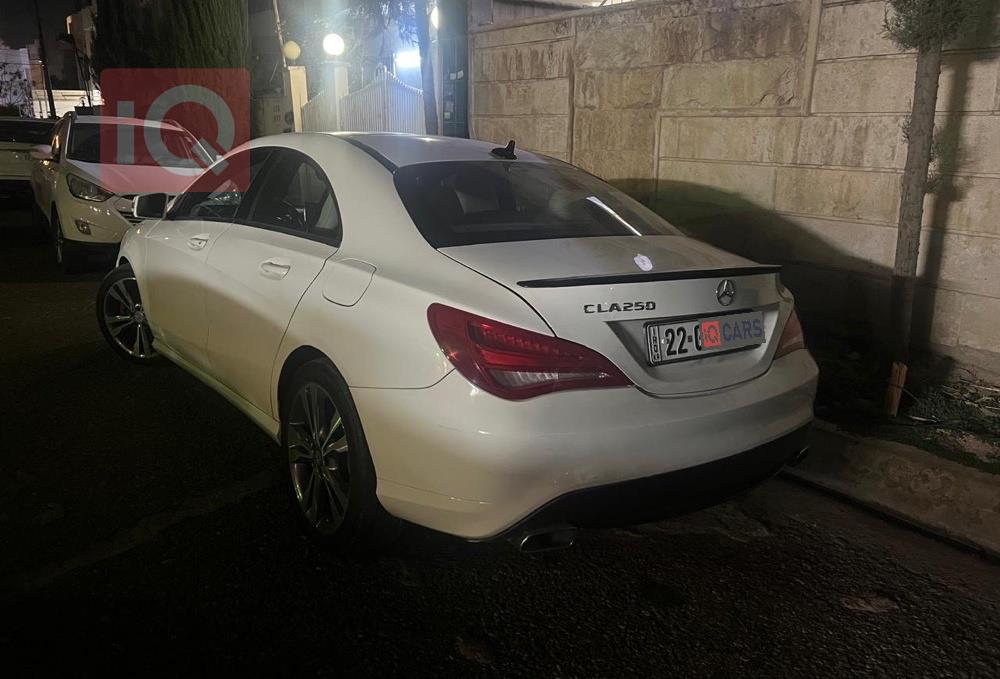 مرسيدس بنز CLA